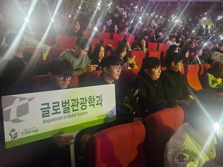 2025새내기들의 입학식과 동기유발학기